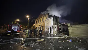 Rusya Ukrayna'yı balistik füzelerle vurdu. Sekiz ölü, Polonya alarmda