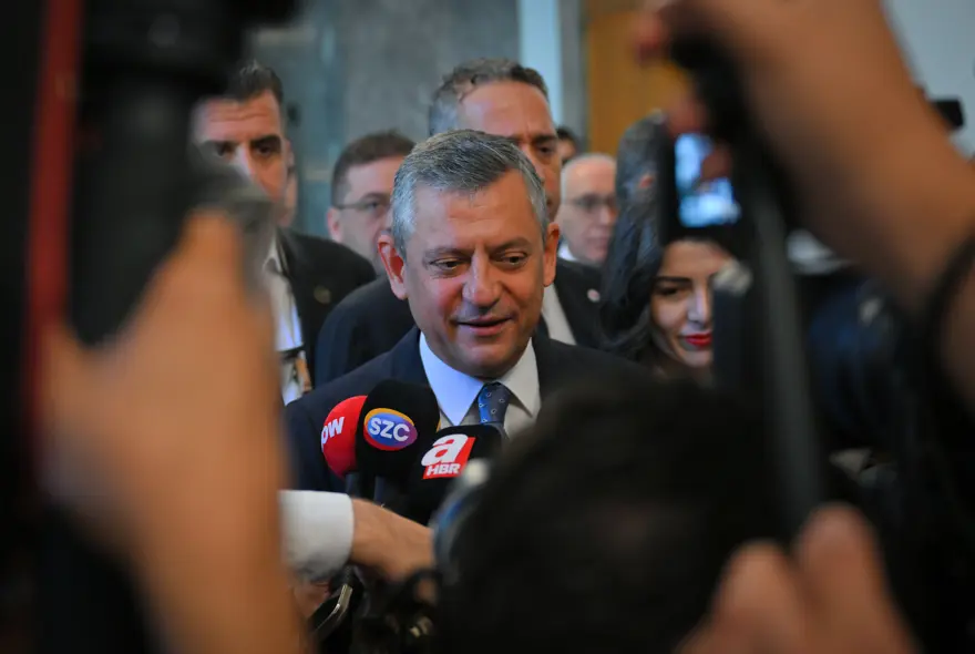 200 BELEDİYE BAŞKANI İSTİFA ETTİ 2