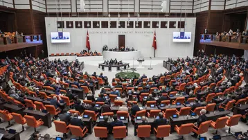 Öğrenci affı ve yükseköğretime ilişkin kanun teklifi TBMM'de kabul edildi