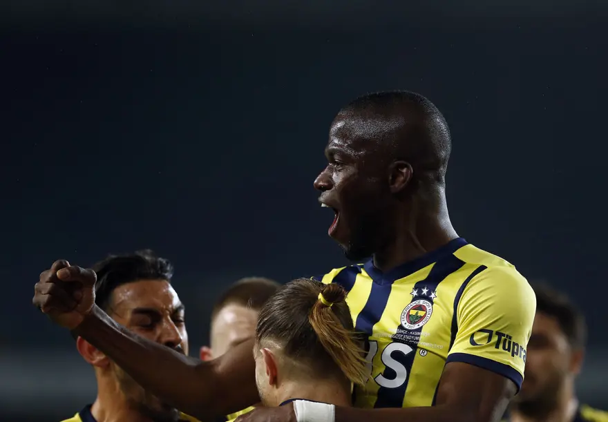 Fenerbahçe'de gol krallığı yaşamıştı, yeni takımı belli oldu 2