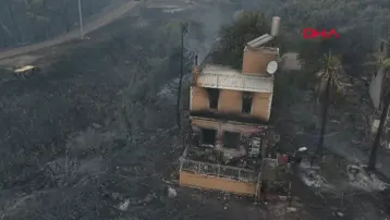 Kumluca'da orman yangını: 50 hane boşaltıldı
