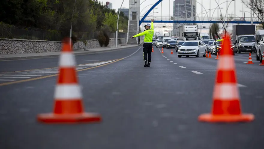 BUGÜN HANGİ YOLLAR TRAFİĞE KAPALI OLACAK? 1