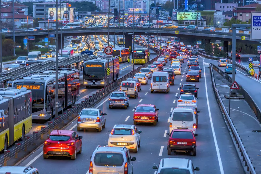 Sürücüler dikkat! İstanbul'a 128 yeni radar kuruluyor 1