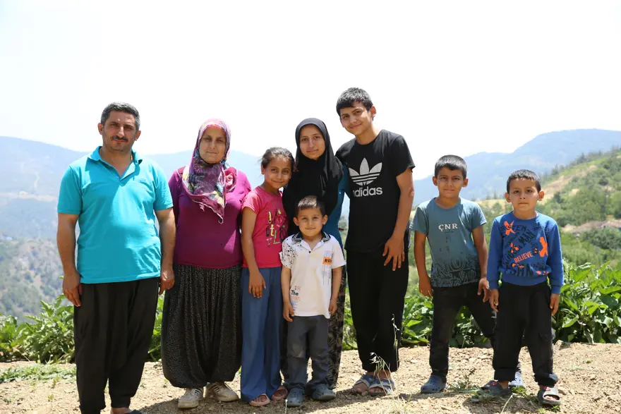 YKS'ye tarlada çalışırken hazırlandı, ailesini gururlandırdı. Mevlüde hakim olmak istiyor 1