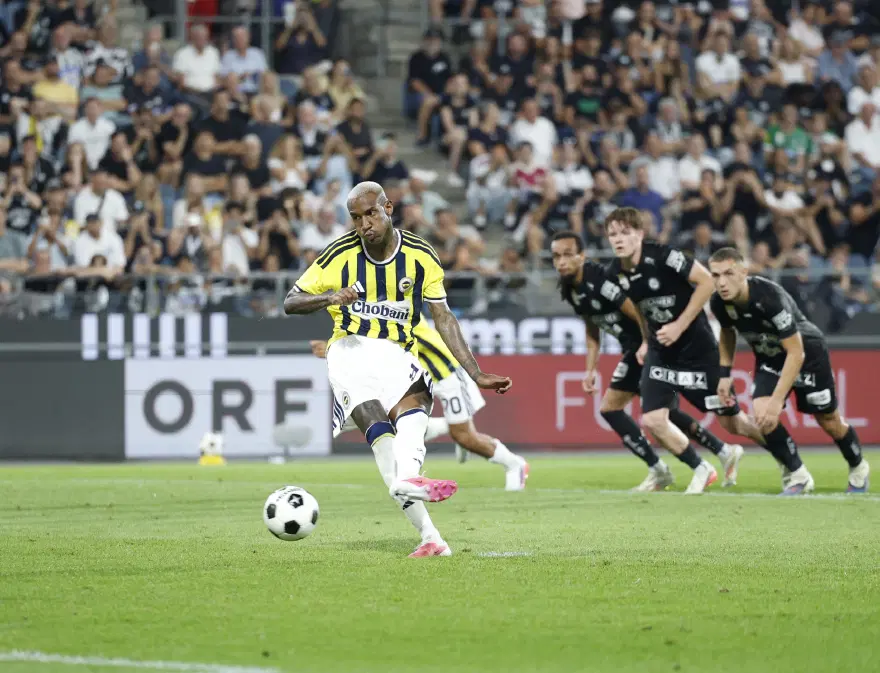 Anderson Talisca'nın Sturm Graz maçındaki penaltısı tarihe geçti