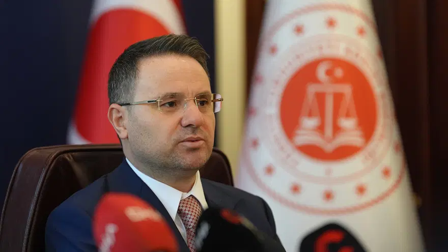Bakan Akın Gürlek'in adını kullanmışlar. Sahte MİT'çilerden "Davanızı çözeriz" oyunu
