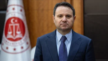 Bakan Gürlek'ten İdris Naim Şahin'e araç tepkisi. "Söyledikleri ile dosyadaki kayıtlar uyuşmuyor"