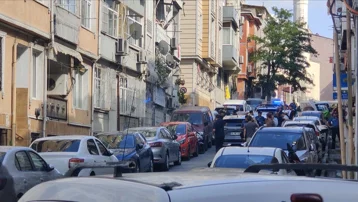 Fatih'te aile faciası: Emekli polis eşini ve çocuğunu öldürdü