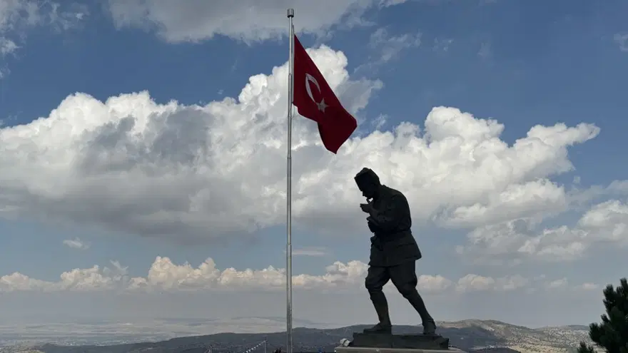 "HATTI MÜDAFAA YOKTUR, SATHI MÜDAFAA VARDIR" 2