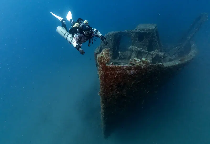 Çanakkale Savaşları'na tanıklık eden batıklar görüntülendi