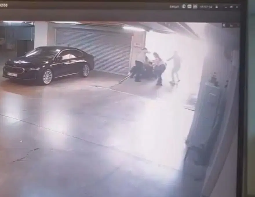 Çiğli Belediye Başkanı'nın makam aracına silahlı saldırı. Saldırgan böyle yakalandı 3