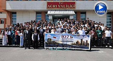 Yüzlerce öğrenci tarihe uğurlandı