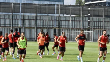 Göztepe, Süper Lig'de yarın Samsunspor'a konuk olacak