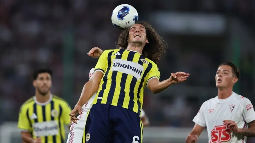 FENERBAHÇE'NİN MUHTEMEL 11'İ 4