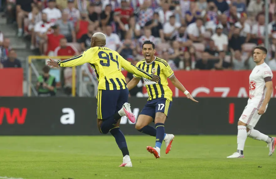 Fenerbahçe'nin UEFA Şampiyonlar Ligi play-off turundaki olası rakibi belli oldu 1
