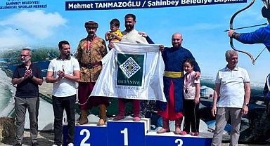 Atlı okçular zirveyi fethetti!