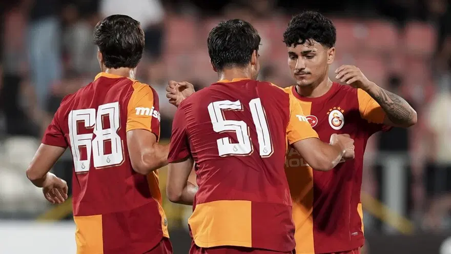 GALATASARAY İLK RESMİ SINAVINA ÇIKACAK 2