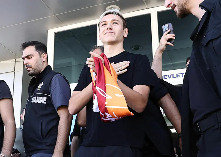 Galatasaray transferi resmen açıkladı. İşte Batrakov'un maliyeti 1