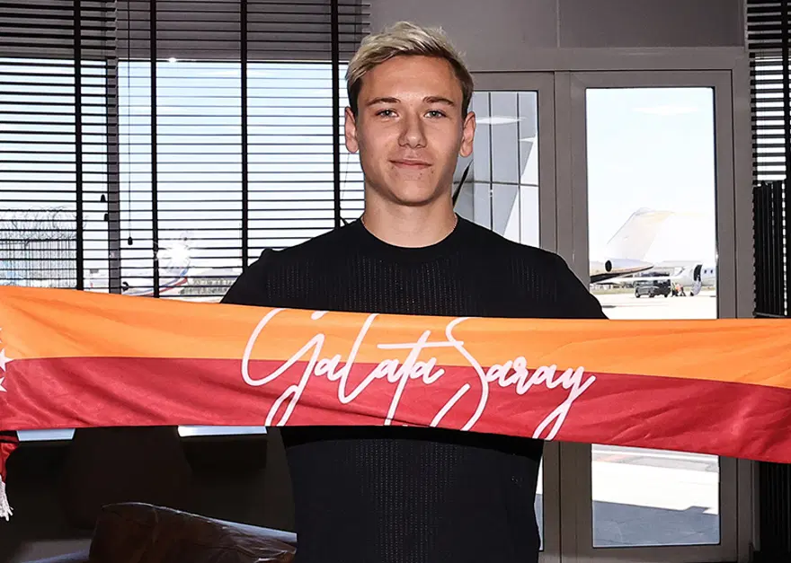 Galatasaray transferi resmen açıkladı. İşte Batrakov'un maliyeti
