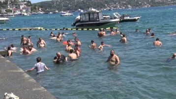 Sıcak hava bunaltınca akın ettiler. "Burada 1 lira vermeden deniz keyfi yaşıyorsun"