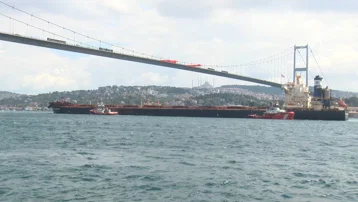 289 metrelik Liberya bayraklı kuru yük gemisi için Boğaz trafiğe kapatıldı