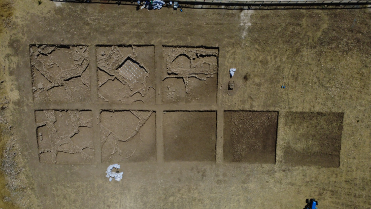Göbeklitepe'nin kuzeyinde ilk kazı
