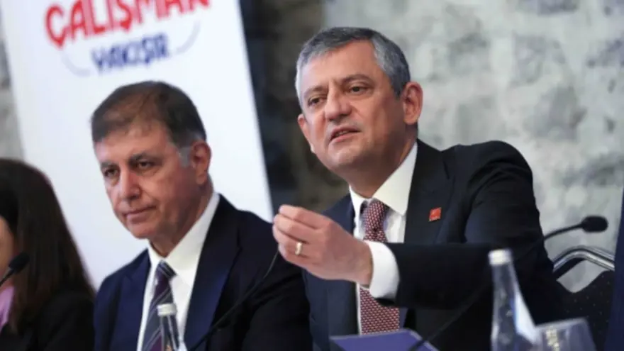 Gözler İstanbul'a çevrildi, bir belediye başkanından daha açıklama geldi. "Yeni Parti'ye geçmiyorum" 5