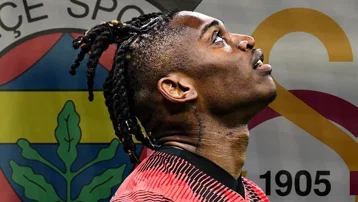 Galatasaray ve Fenerbahçe iddiası vardı, Leao'dan açıklama geldi. "Ailem ve avukatım bakıyor"