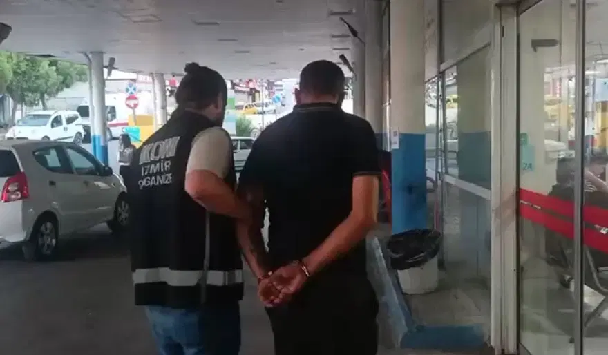 İzmir ve Manisa'da silah kaçakçılığı operasyonu: 13 gözaltı 4