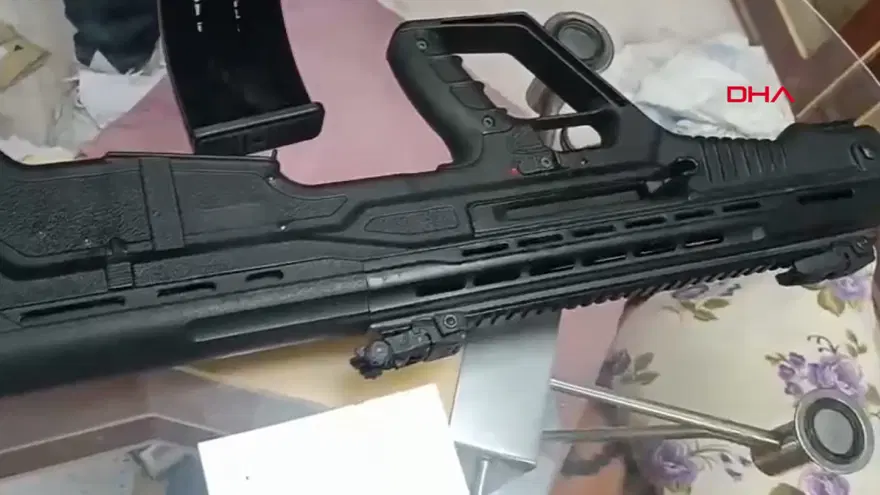 İzmir'de Forza ve Yalı taraftar gruplarına operasyon: 28 gözaltı 1