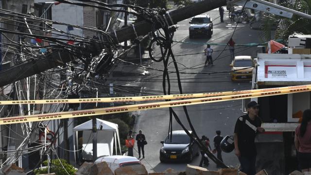 Pereira'da deprem sonrası arama kurtarma çalışmaları sürüyor