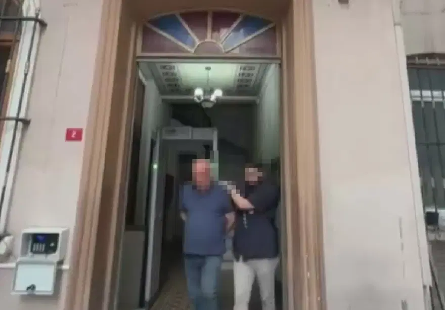 Koreli fenomeni Taksim'de taciz etmişti. Şüpheli yakalandı 4