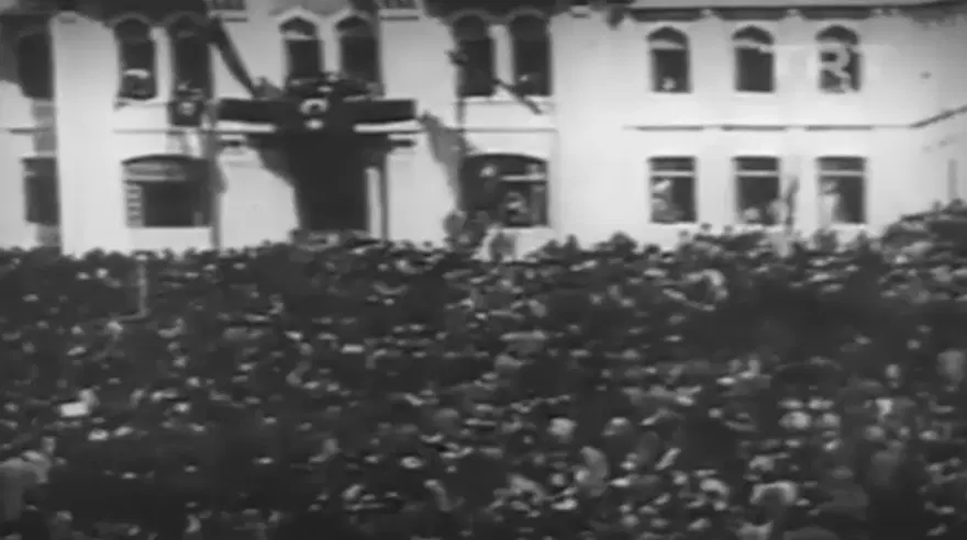 Kurtuluş Savaşı'nın "Halide onbaşı"sı. Cephede kalemiyle mücadele verdi 3