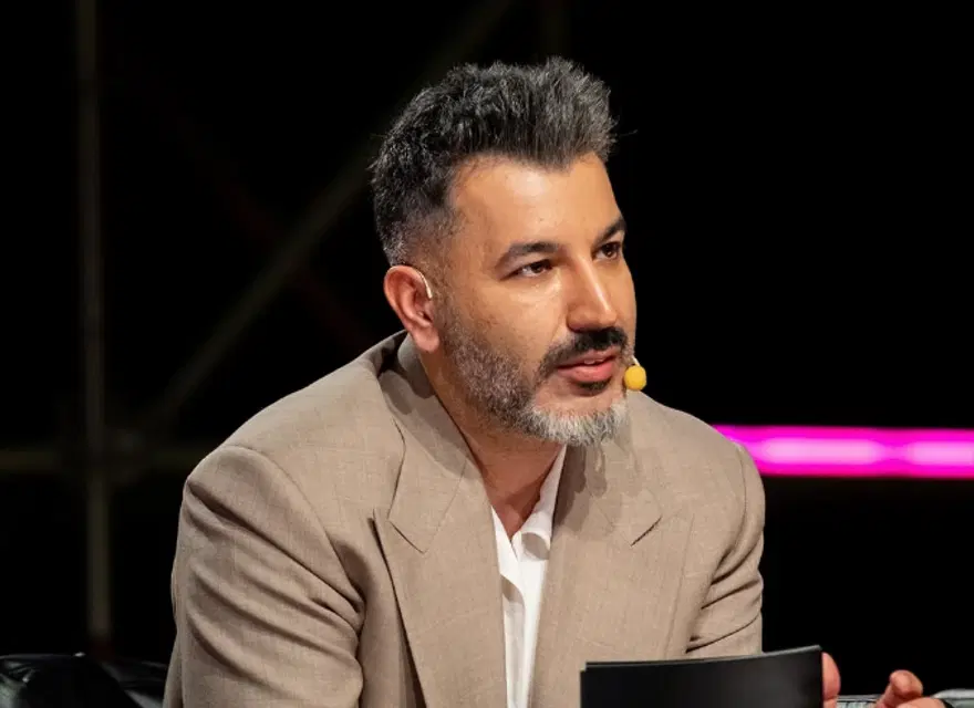 Manifest'in kurucusu Tolga Akış kimdir, neden gözaltına alındı?