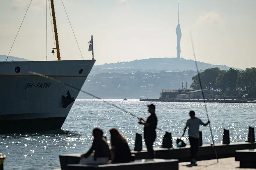 Meteoroloji saat saat uyardı. İstanbul'a sağanak geliyor, kuvvetli rüzgara dikkat 3