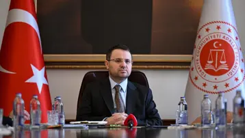 84 hakim ve savcı meslekten çıkarıldı. Bakan Gürlek: HSK 2. Dairesi bu yıl 525 hakim-savcı hakkında karar aldı