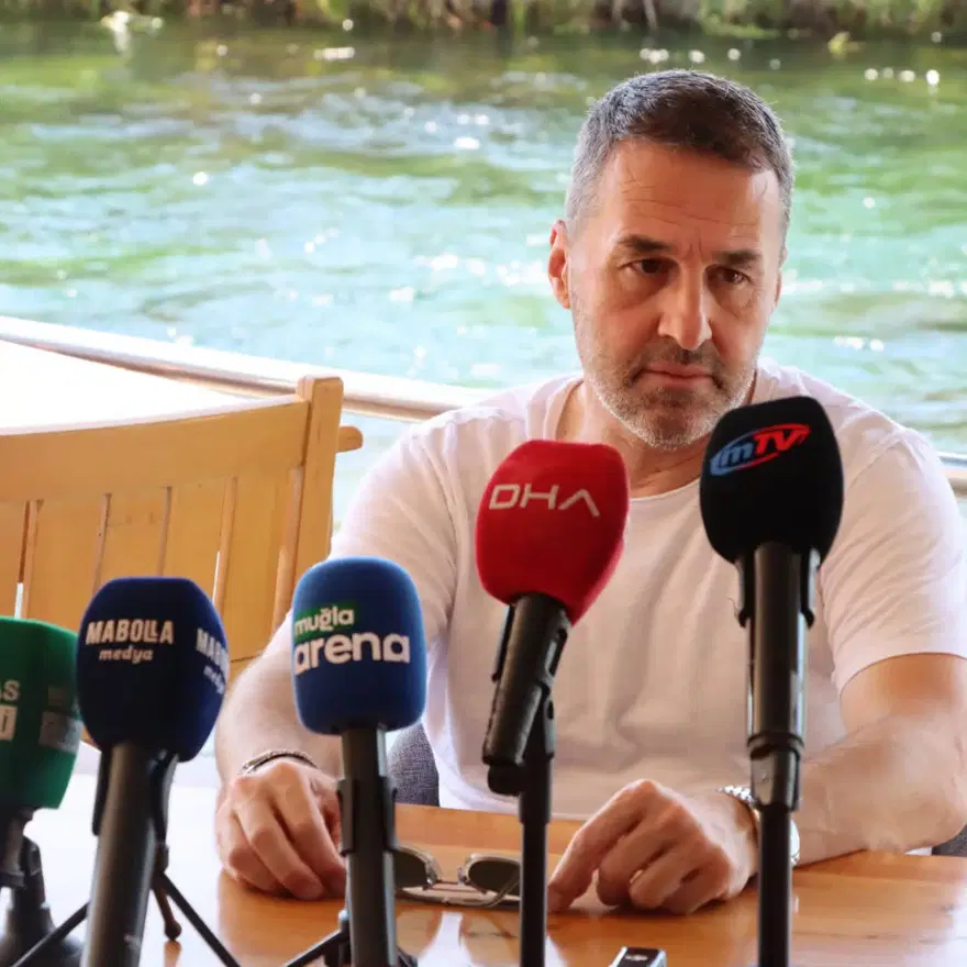 "KOŞUKAVAK SON DERECE ÜZGÜN" 4