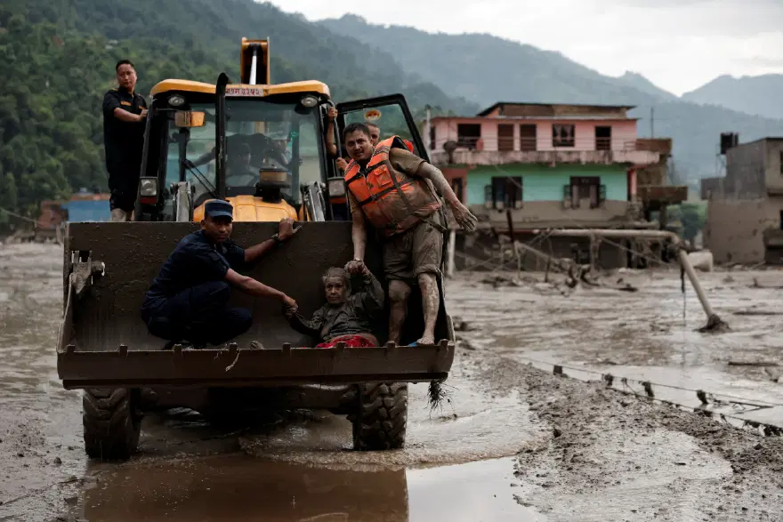 Nepal sel felaketinin yaralarını sarmak için 5 milyar dolar istiyor 2