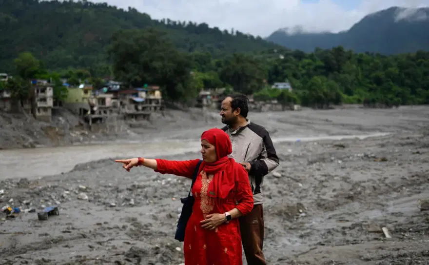 Nepal ve Çin sınırındaki sel felaketinde can kaybı artıyor 3