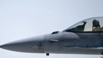 NATO hava sahasında İHA alarmı. Türk jetleri havalandı
