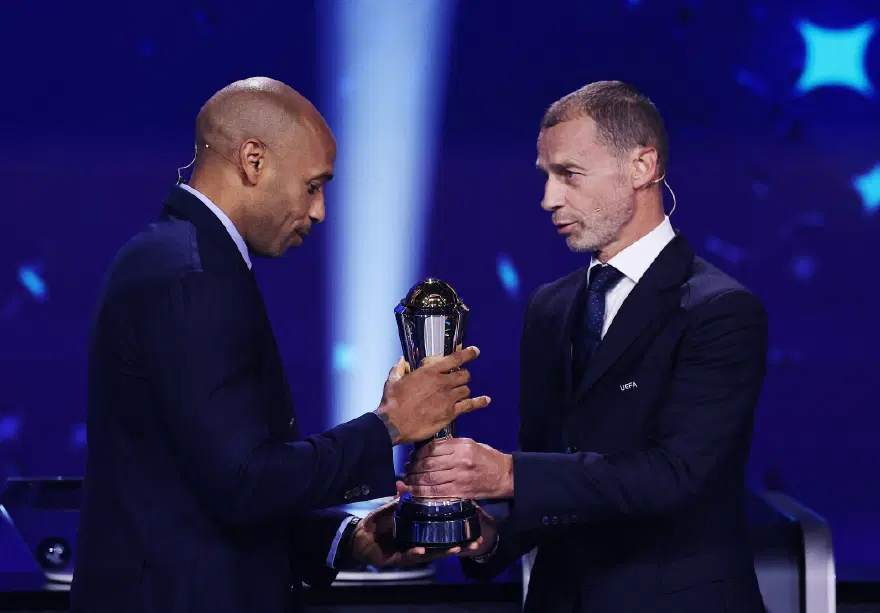 HENRY: "FRANSIZ OLMAK BENİM İÇİN ÖDÜL" 2
