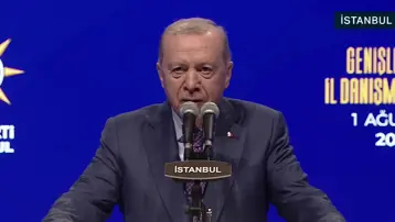 Üç belediye başkanı AK Parti'ye katıldı | Cumhurbaşkanı Erdoğan: AK Parti bir Türkiye kitabıdır