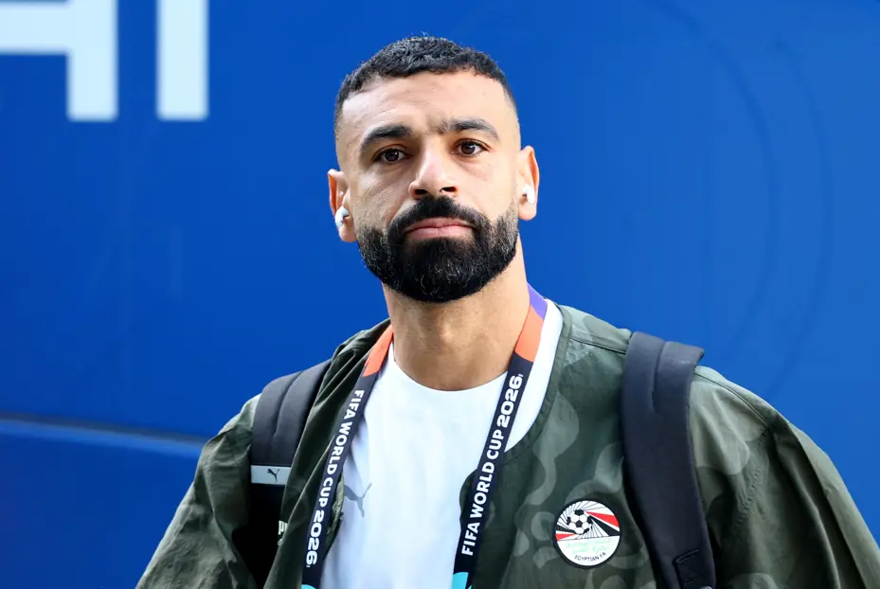 Trabzonspor formasıyla ilk pozunu verdi. Mohamed Salah'tan taraftara mesaj 4