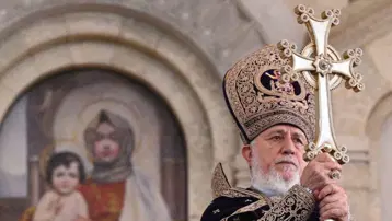Ermenistan'da kilise ile hükümet arasındaki kavga mahkemeye taşındı