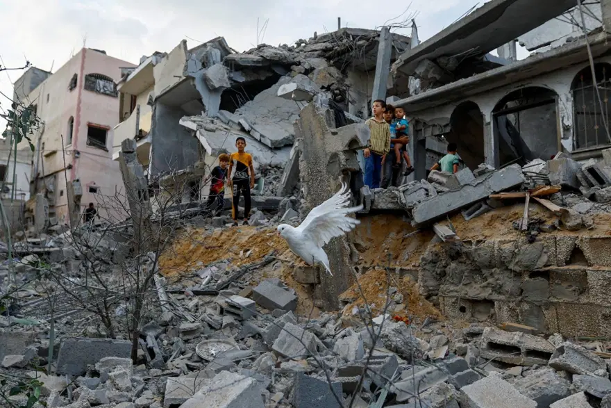 İSRAİL GAZZE'DEKİ SALDIRILARINA DEVAM EDİYOR 3