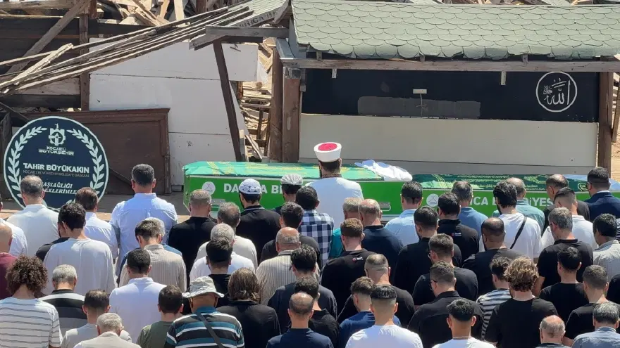 Üç kardeşin gizemli ölümü. Tek renk giyinerek kol kola yürümüşlerdi, bu kez not defteri ortaya çıktı 2