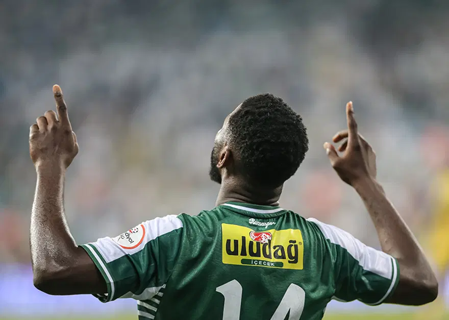 1. Lig'i sallayan bir yıldız var. Kelechi Iheanacho, Bursaspor'u taşıyor 2