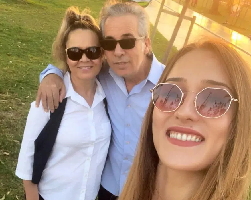 "ÜÇ KİŞİ BİRDEN ÖLDÜK" 5