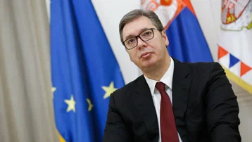 Sırbistan erken seçime gidiyor. Cumhurbaşkanı Vucic istifa etti