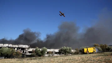 Yunanistan'da savaş uçağı düştü. İki pilot ölü